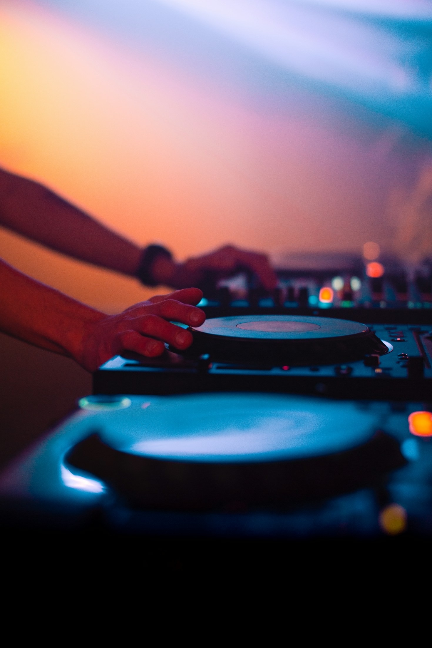 The Role of a DJ in Setting the Tone for Events
